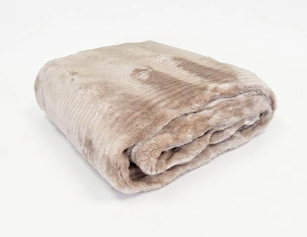 Kuscheldecke Nevio