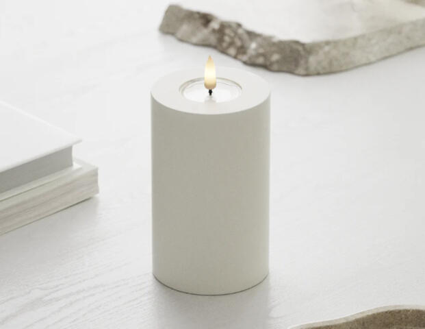 Stumpenkerze LED Weiss