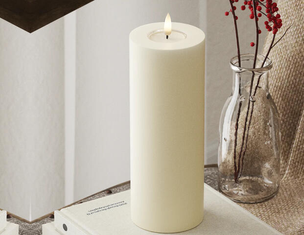 Stumpenkerze Creme