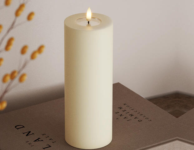 Stumpenkerze Creme