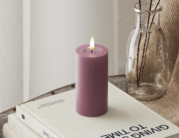 Stumpenkerze LED Light Purple