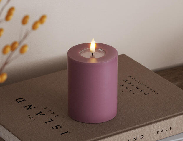 Stumpenkerze Light Purple