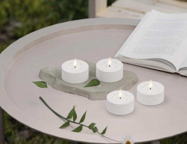 Outdoor Wetlook Candle
