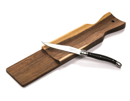 Wurstbrett mit Messer