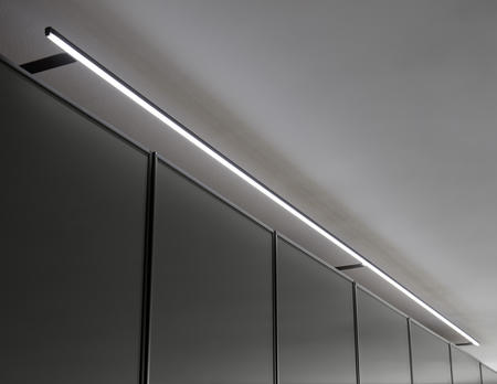 SWING LED-Aufbauleuchte